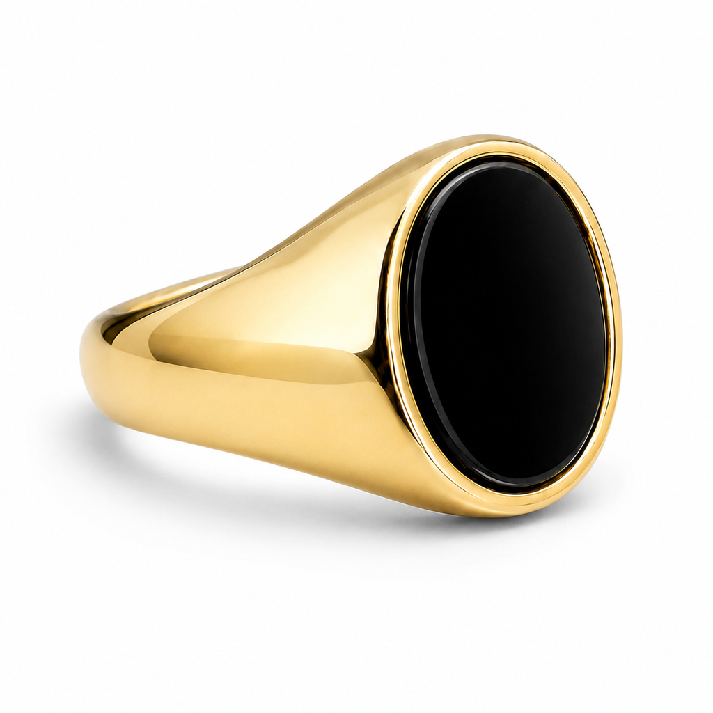 Onyx Signet Ring — 18k Gold